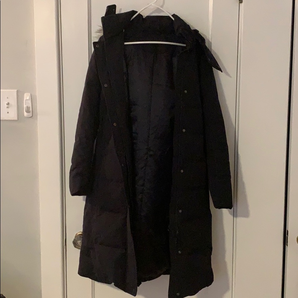 Navy blue UNIQLO winter coat
